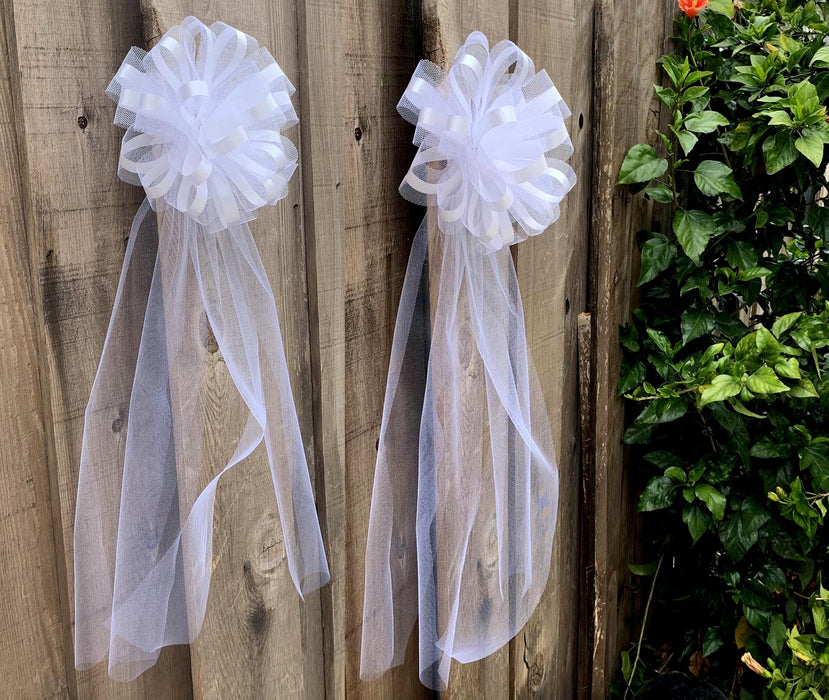 white wedding pew decorations